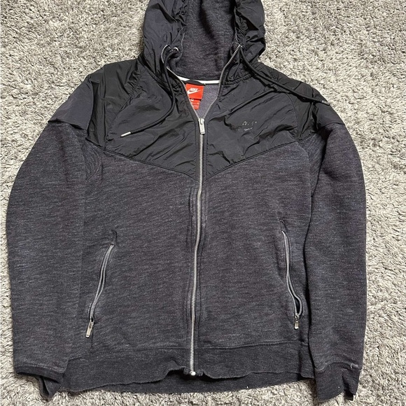 Nike Full Zip Jacket - Picture 2 of 3
